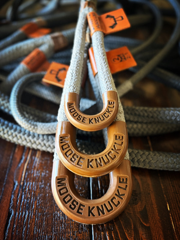 Our LUG LINES are the most feature filled kinetic recovery rope on the market made to order right here in FL with 🇺🇸 fibers & meticulous hand finishing.

➡️ ONLY Kinetic Recovery Rope with CAST COATED 👀EYES👀 for better protection where you need it most

➡️ BRIGHT 🫣 EYES 🫣 REFLECTIVE PIGMENT for better night visibility

➡️ FIBER LOCK☀️UV☀️Abrasive Resistant Coating for longer rope life

3 popular sizes & 3 lengths